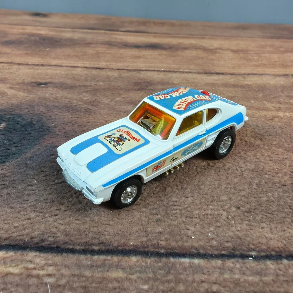Corgi Toys Ford Capri Santapod Gloworm 1/43 White Good Whizzwheels Dragster